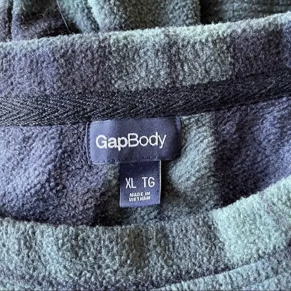 GAP Microfleece Pajama Set - Picture 7 of 7